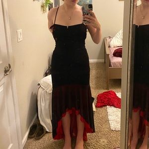 90s LAYERED EMBROIDERED PROM DRESS. Size M. Patches need to be sewed back on.